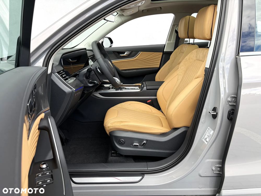 Hongqi HS5 2.0T Executive AWD - 30