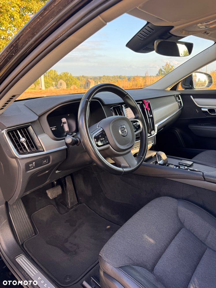Volvo V90 D4 SCR AWD Momentum Pro - 16