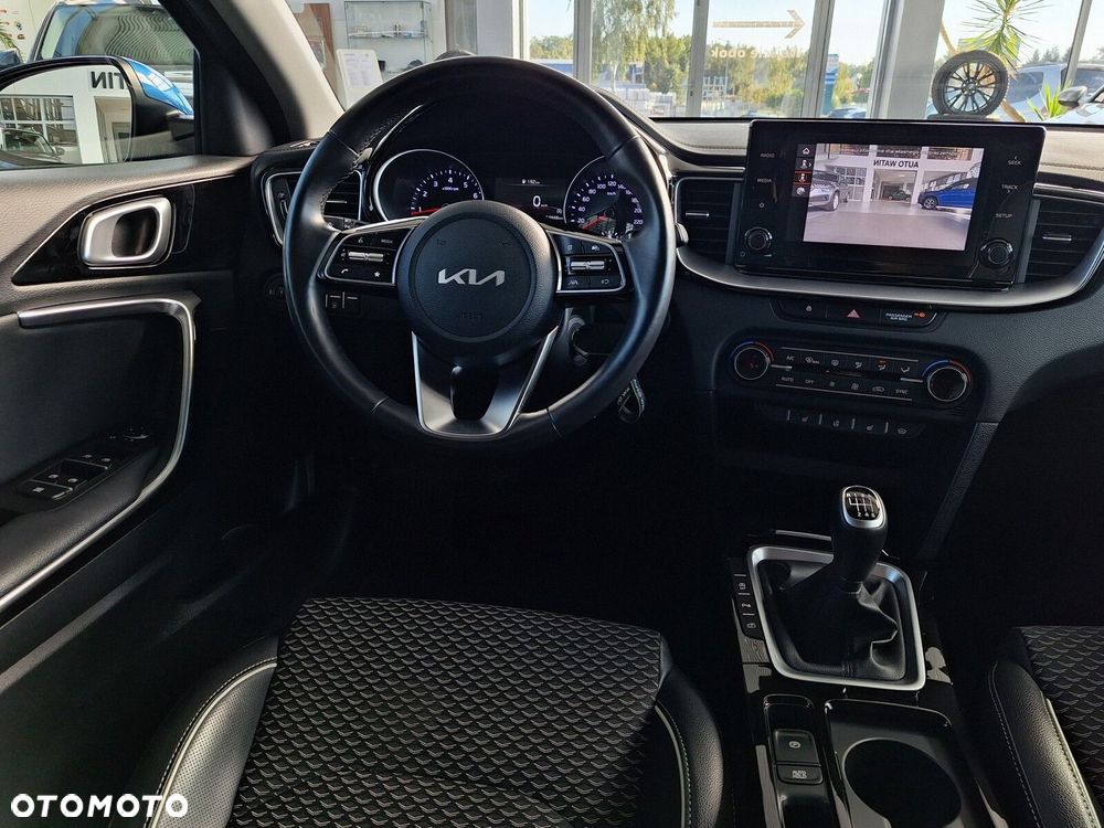 Kia Ceed 1.5 T-GDI L - 27