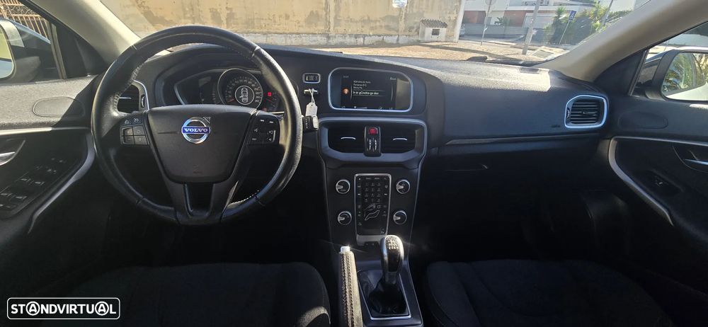 Volvo V40 2.0 D3 Kinetic - 7