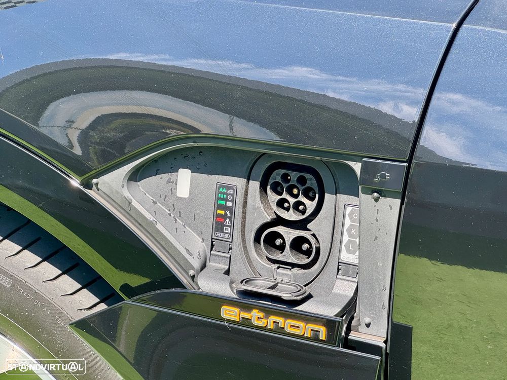 Audi e-tron 55 quattro Advanced - 18