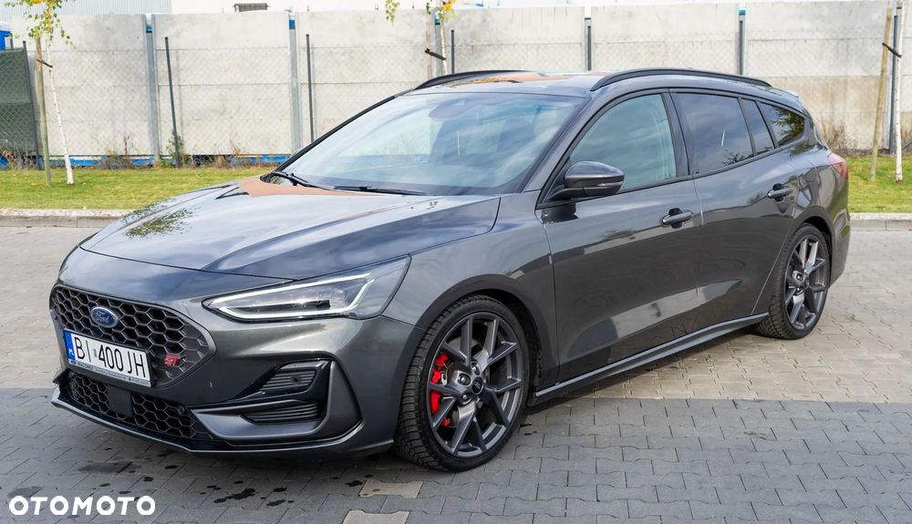 Ford Focus 2.3 EcoBoost ST X - 2