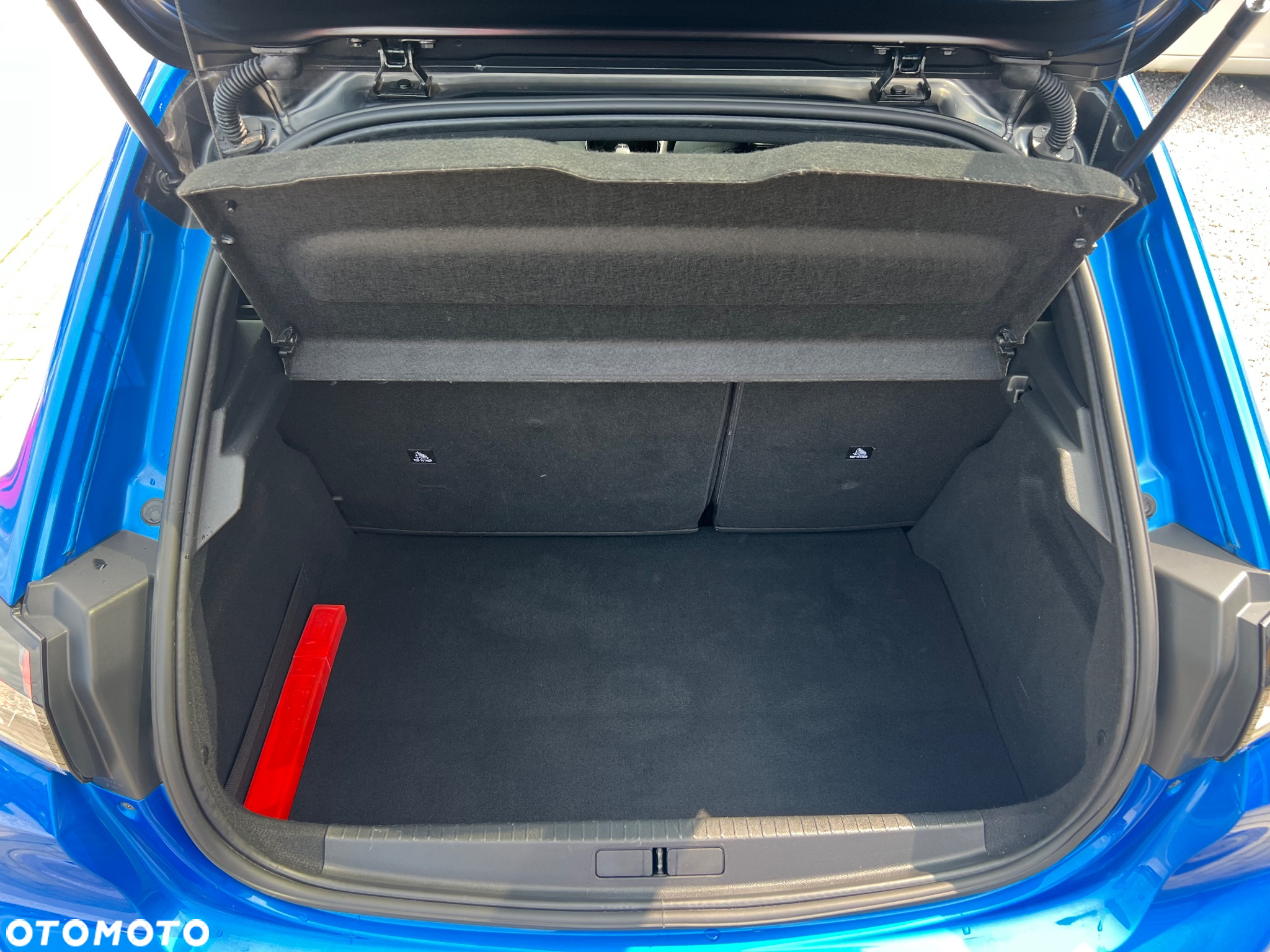 Peugeot 208 1.2 PureTech GT Line S&S EAT8 - 8