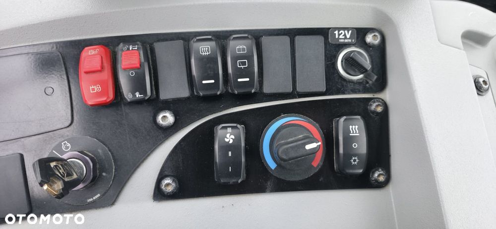 Caterpillar 908M /  Cat 906, 907, 908 - 12