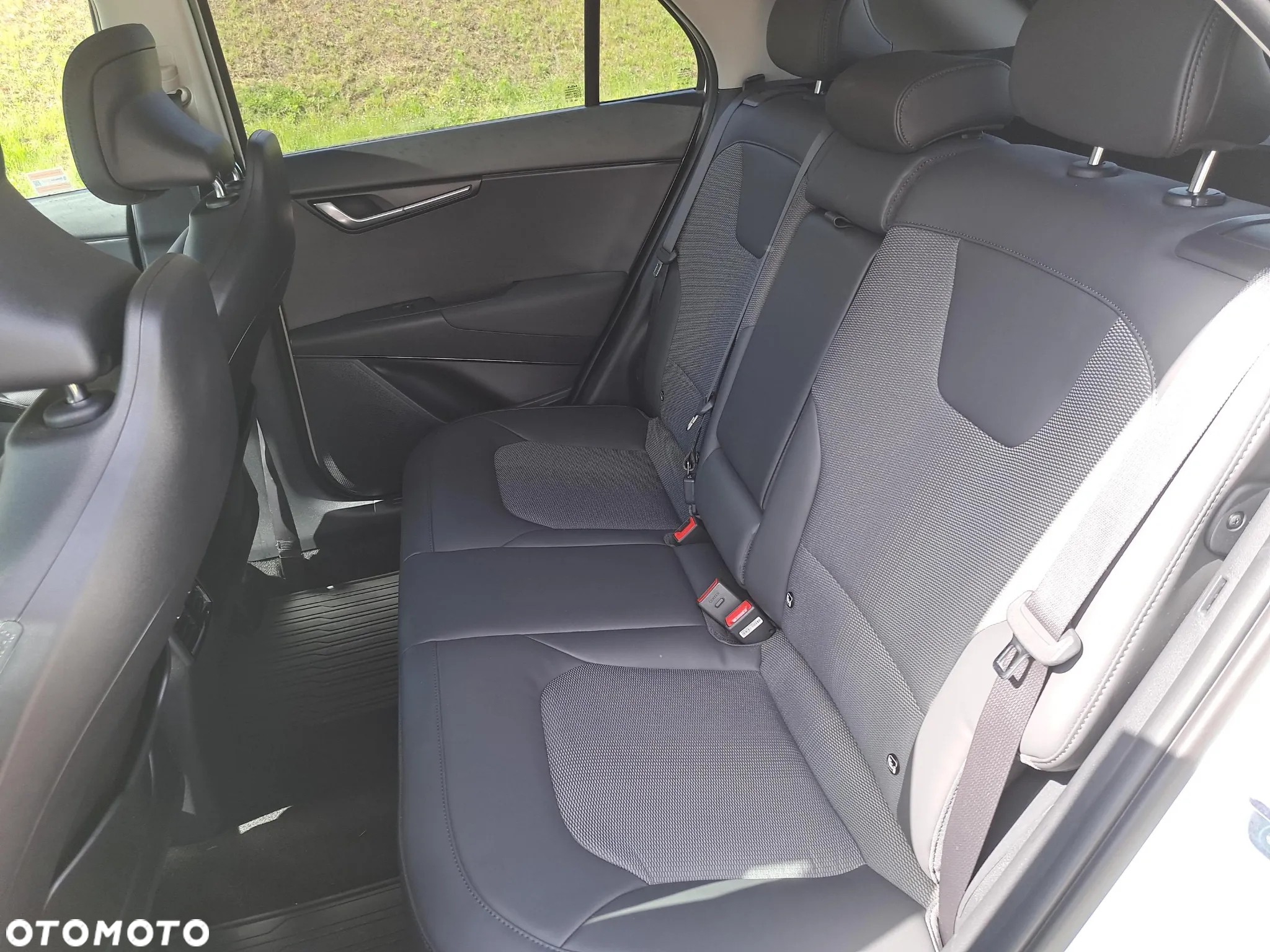 Kia Niro 1.6 GDI Hybrid L - 17