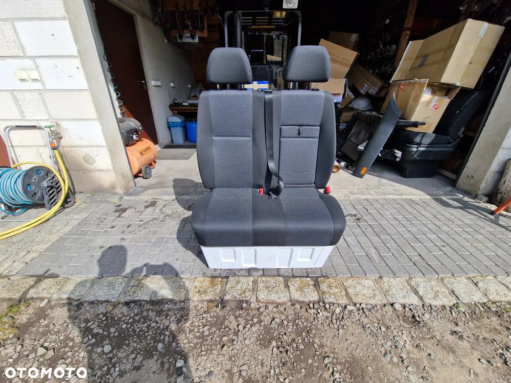 FOTEL PRAWY MERCEDES SPRINTER 906 VW CRAFTER - 2