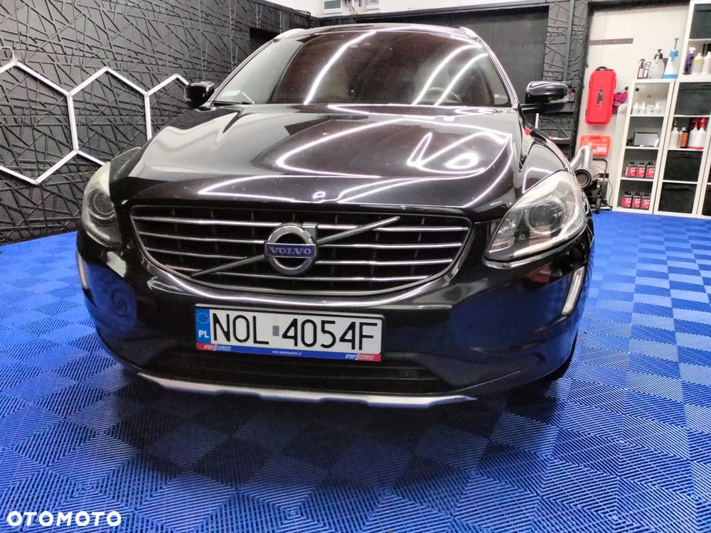 Volvo XC 60 D4 AWD Summum - 1