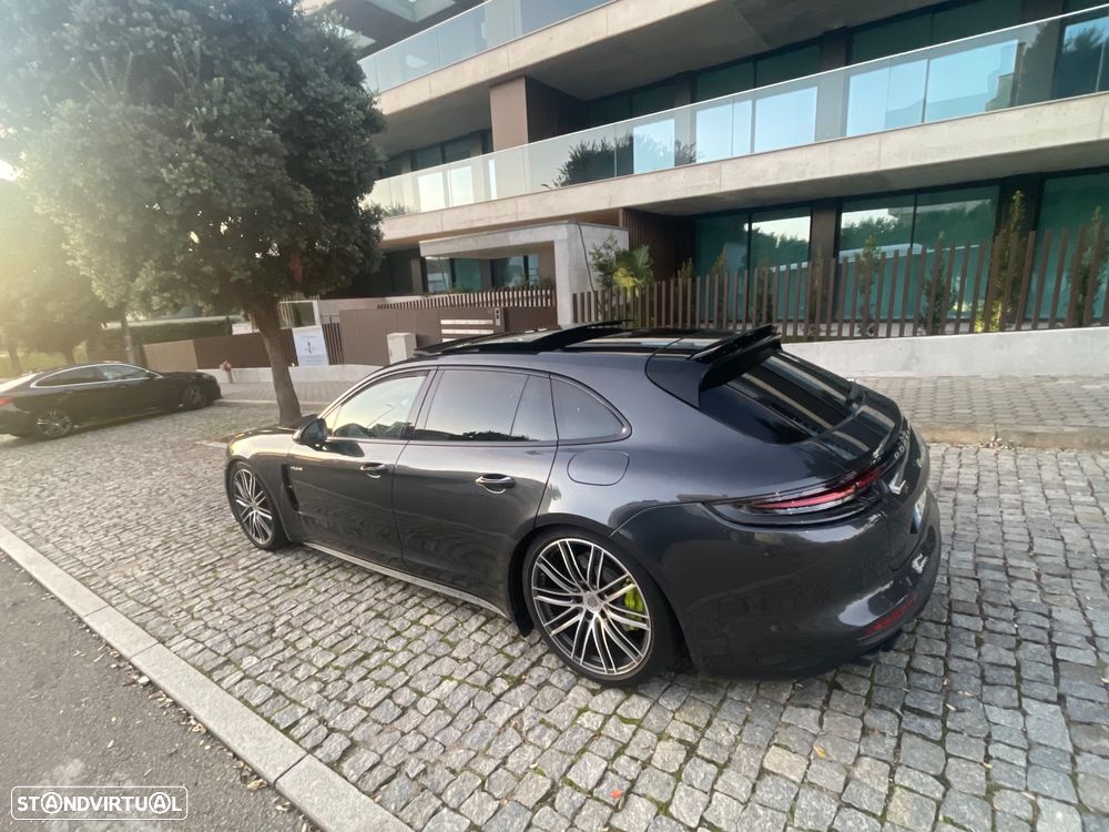 Porsche Panamera Sport Turismo 4 E-Hybrid 10 Years Edition - 4