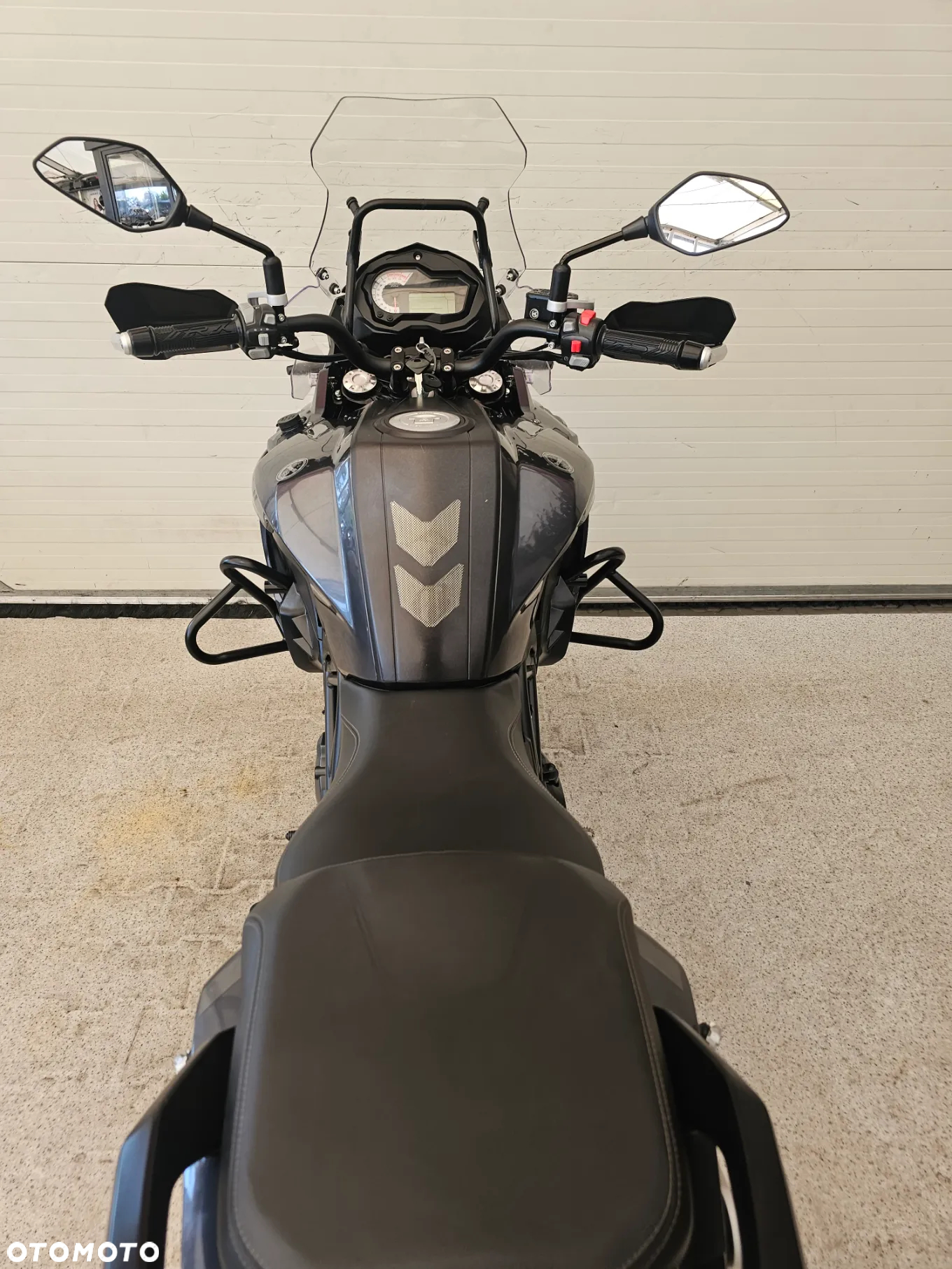 Benelli TRK 502 - 28