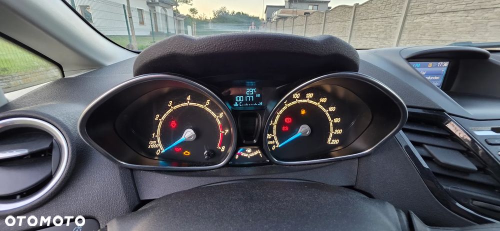 Ford Fiesta 1.0 EcoBoost STart-Stop Titanium - 34