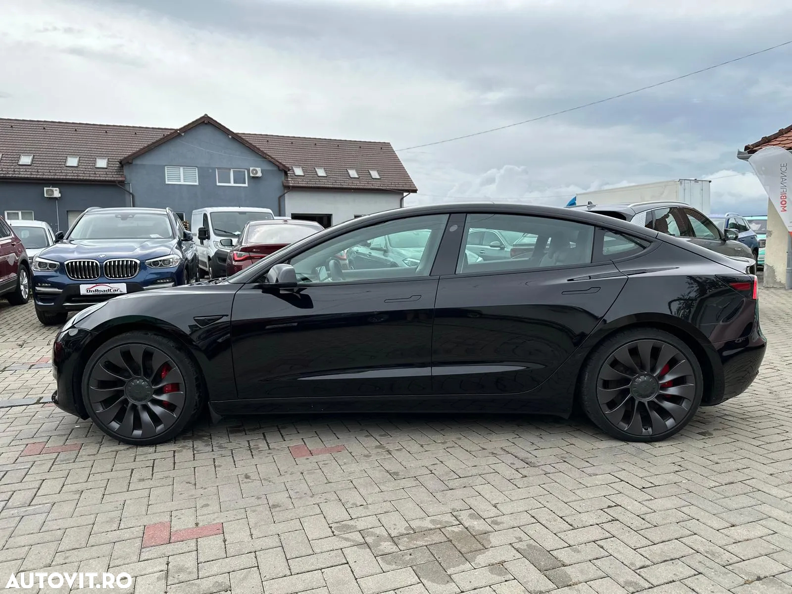 Tesla Model 3 Langstreckenbatterie Allradantrieb Dual Motor Performance - 14
