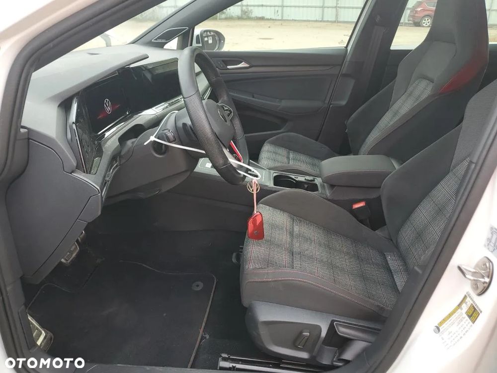 Volkswagen Golf VIII 2.0 TSI GTI DSG - 7