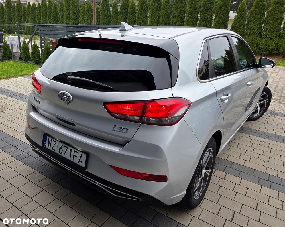 Hyundai i30 1.5 DPI Comfort - 9