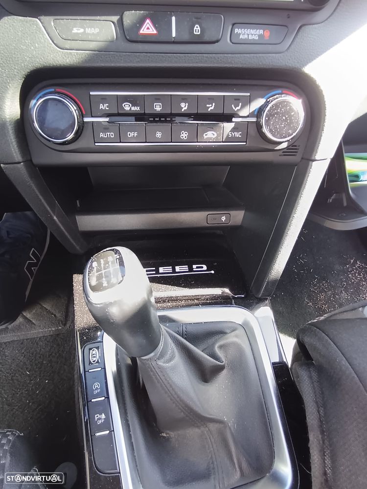Kia Ceed 1.0 T-GDi TX - 15