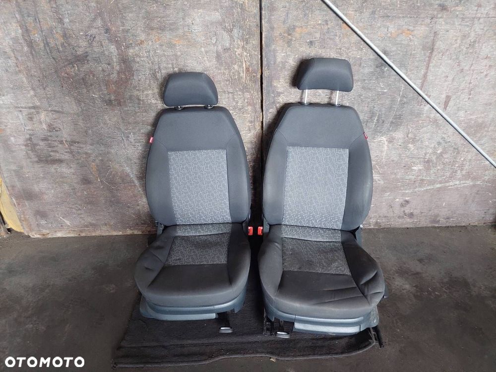 KOMPLET FOTELI LEWY PRAWY PRZÓD + KANAPA TYŁ + BOCZKI SEAT IBIZA III 5D - 6