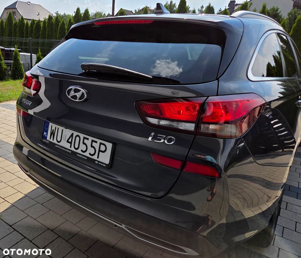 Hyundai i30 1.5 DPI Smart - 10