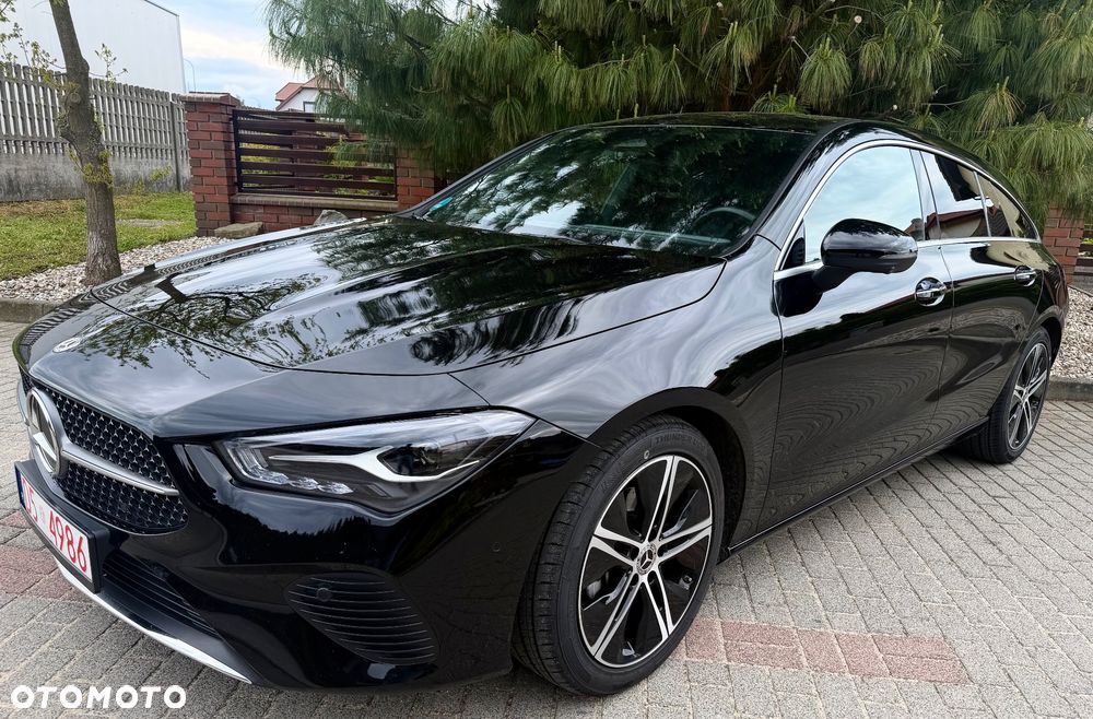 Mercedes-Benz CLA 180 d 8G-DCT Special Edition - 24