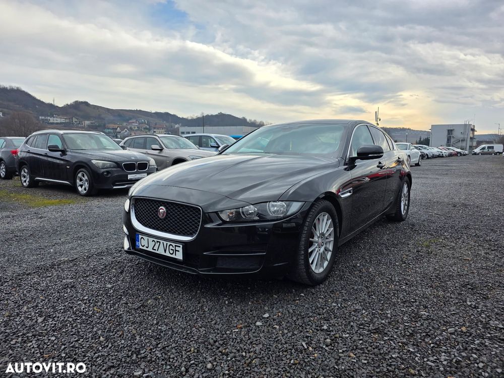 Jaguar XE E-Performance Prestige