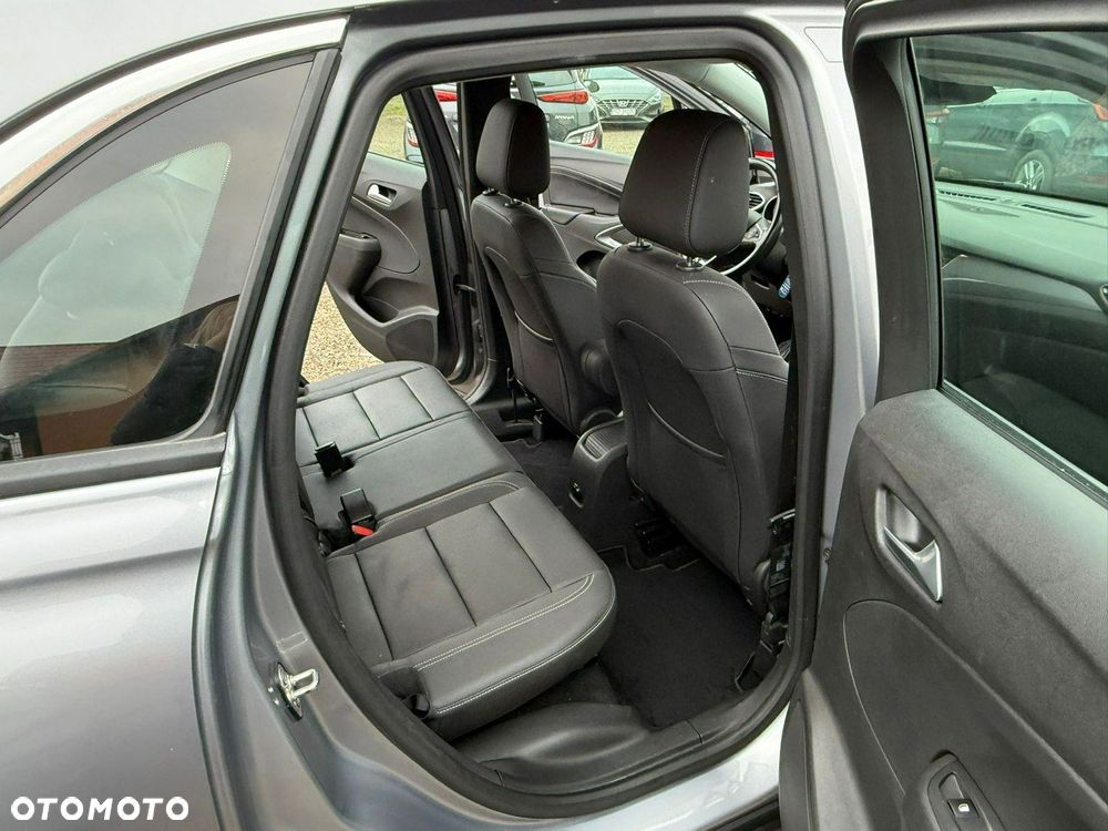 Opel Crossland X - 17