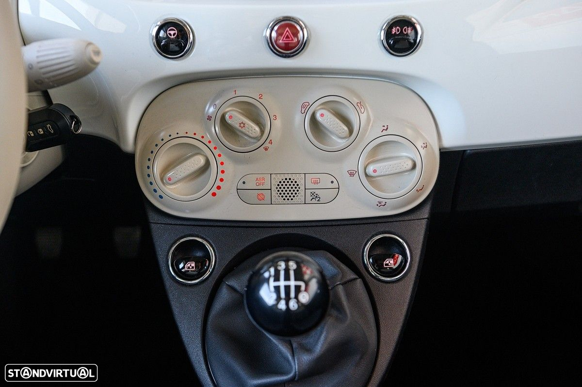 Fiat 500 1.0 Hybrid Lounge - 23