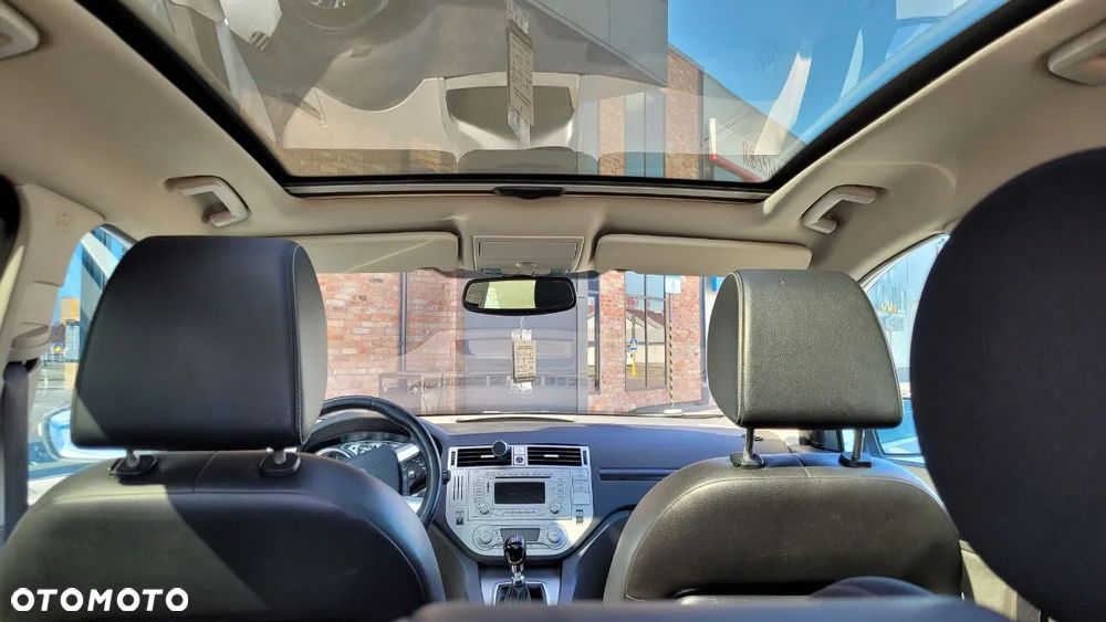 Ford Kuga 2.0 TDCi Titanium FWD - 1