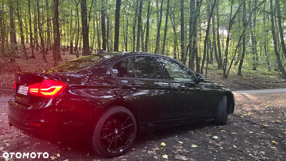 BMW Seria 3 320d - 10