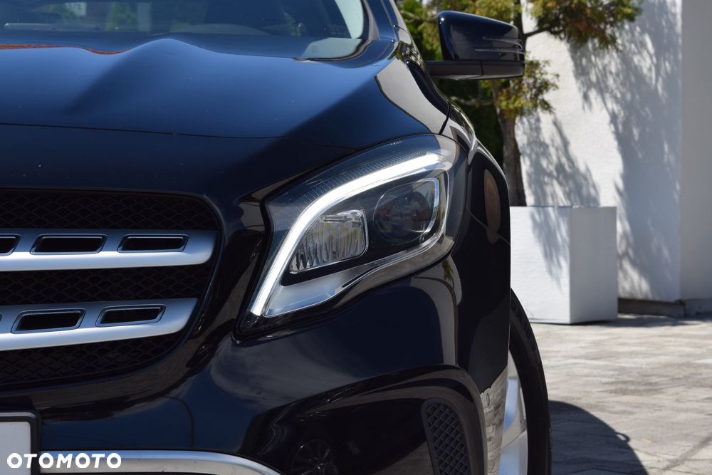 Mercedes-Benz GLA 200 7G-DCT Style - 35