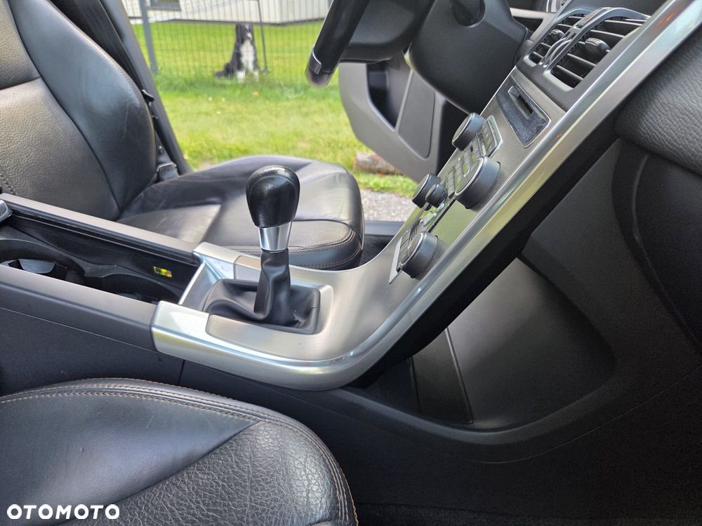 Volvo XC 60 D5 AWD Summum - 17