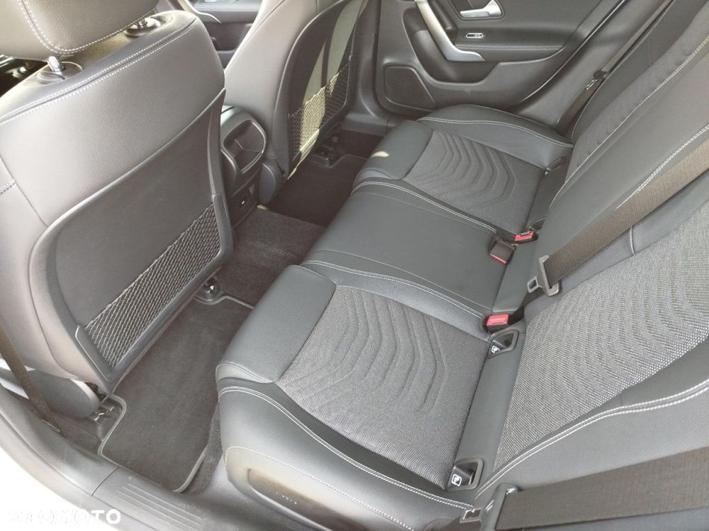 Mercedes-Benz CLA - 18