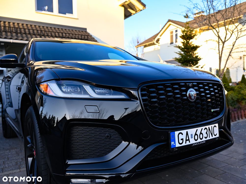 Jaguar F-Pace P400 AWD R-Dynamic S - 4