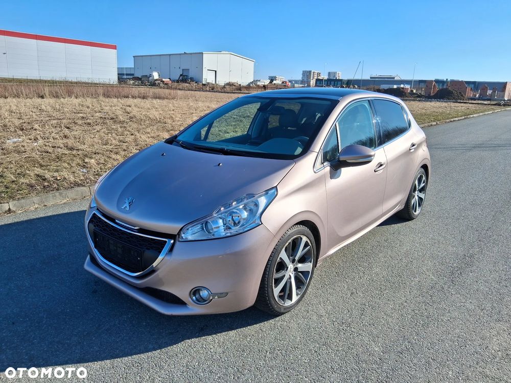 Peugeot 208 e-HDi 92 Stop&Start Style - 1