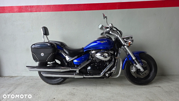 Suzuki Intruder