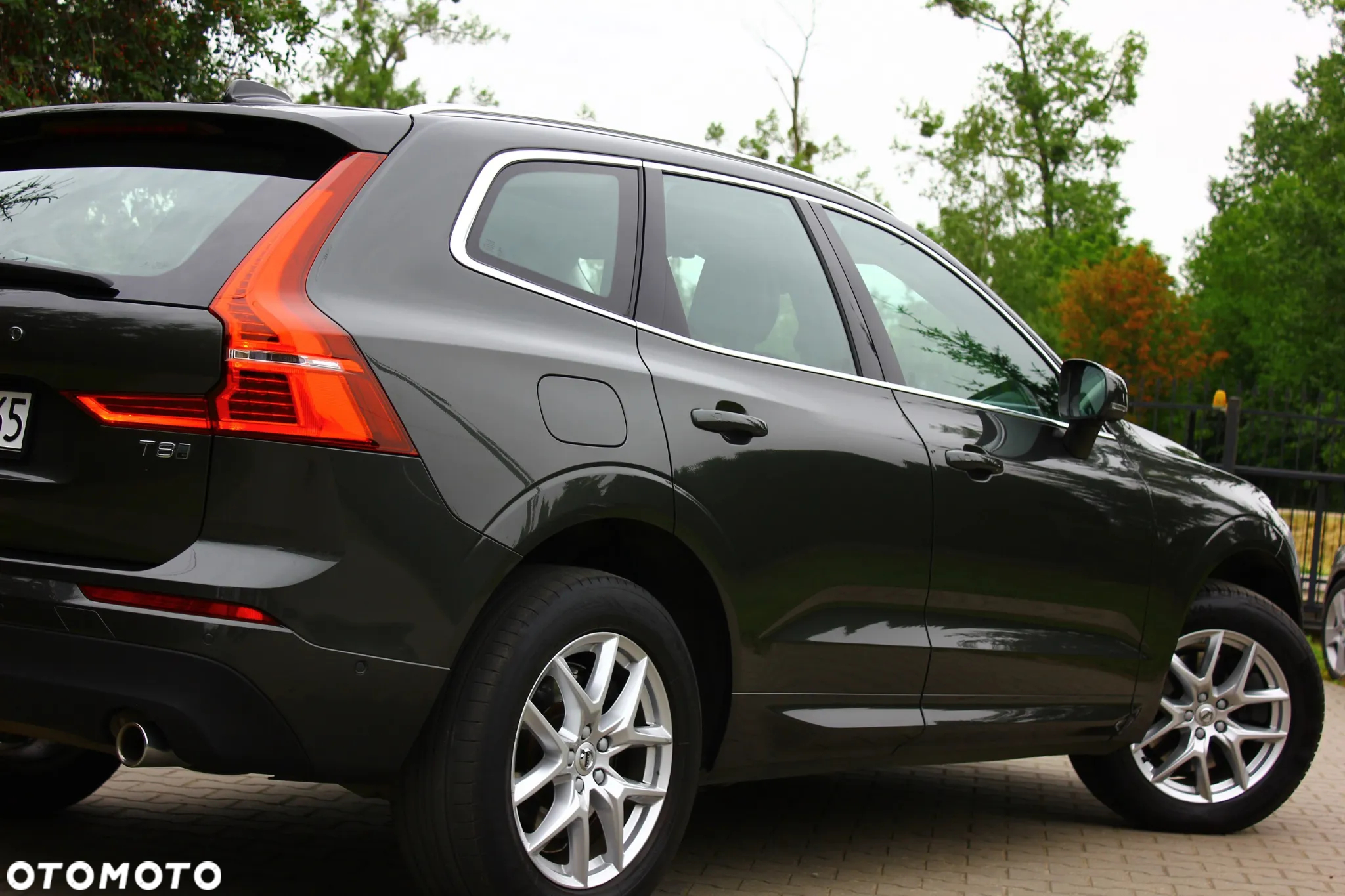 Volvo XC 60 T8 Twin Engine AWD Geartronic Momentum - 14