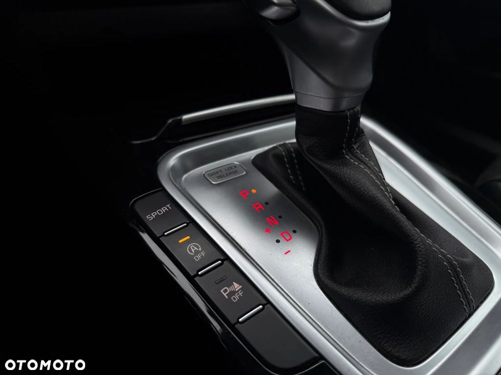 Kia ProCeed 1.6 CRDi GT Line DCT - 19