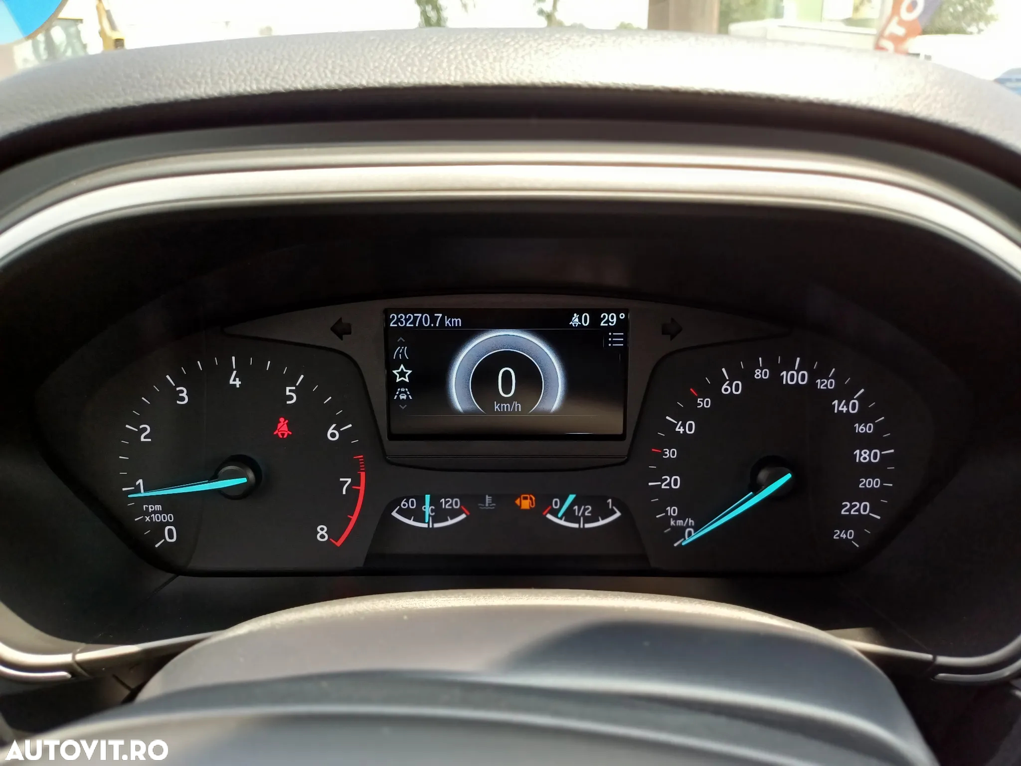 Ford Focus 1.0 EcoBoost Trend Edition - 22