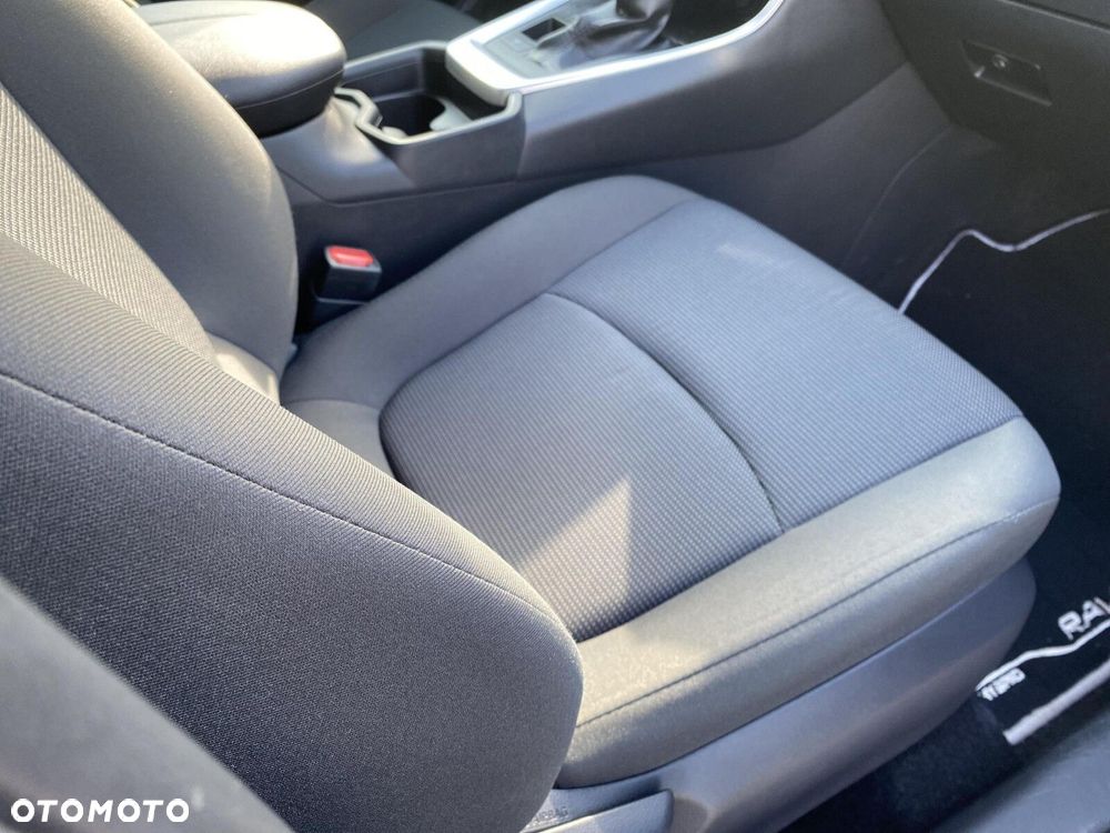Toyota RAV4 - 17
