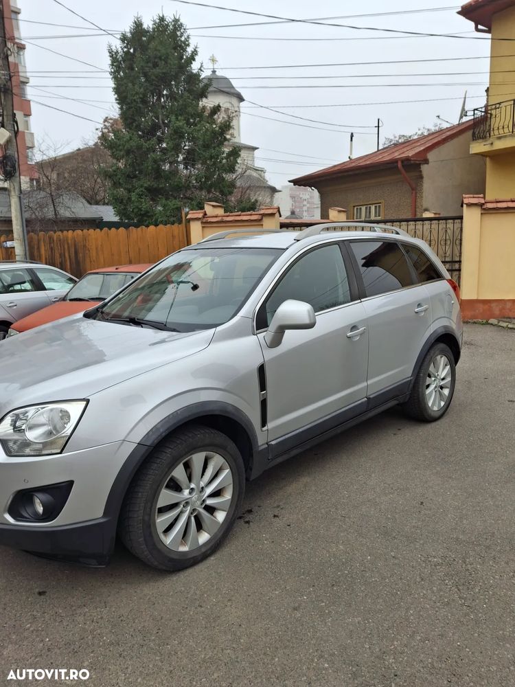 Opel Antara 2.2 ECOTEC AWD Start/Stop Enjoy - 2