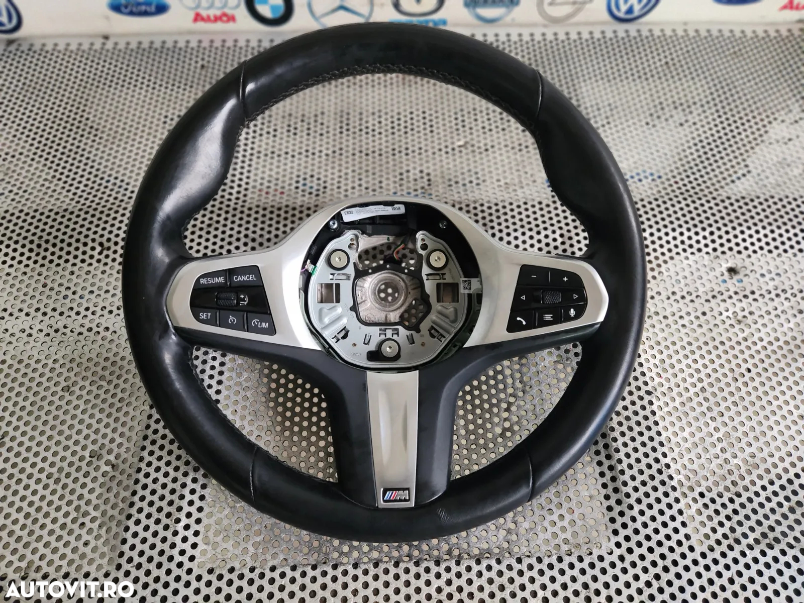 Volan Bmw M Paket Cu Comenzi Din Piele G20 G21 G30 G31 F40 F41 F45 F46 F44 Etc. Dezmembrez Bmw F40 - 5