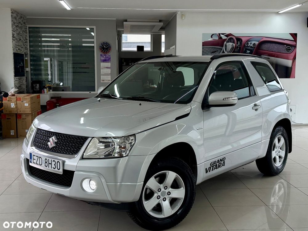 Suzuki Grand Vitara 1.6 Black&White - 31