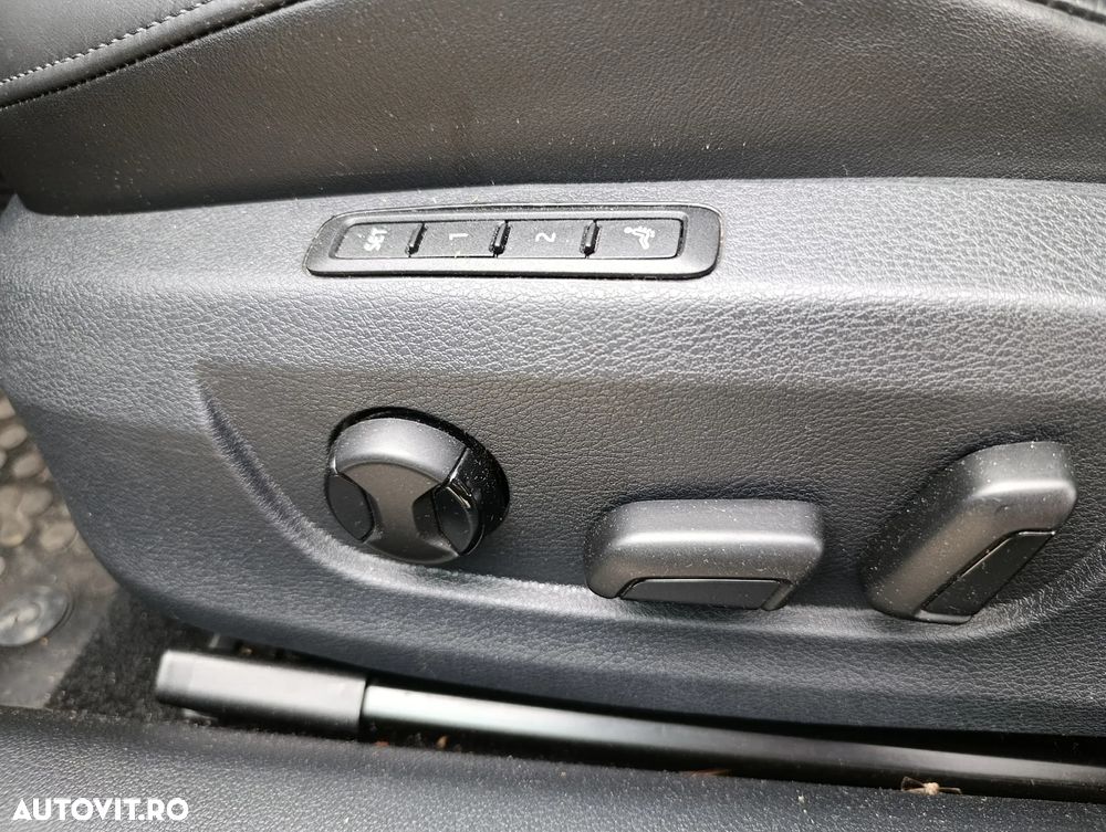 Skoda Superb 2.0 TDI DSG L&K - 11