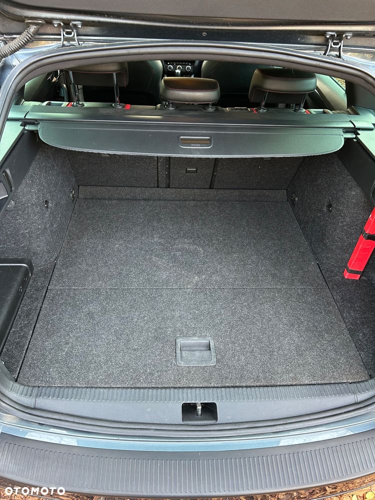 Skoda Octavia ver-2-0-tdi-4x4-rs-challenge-dsg - 14