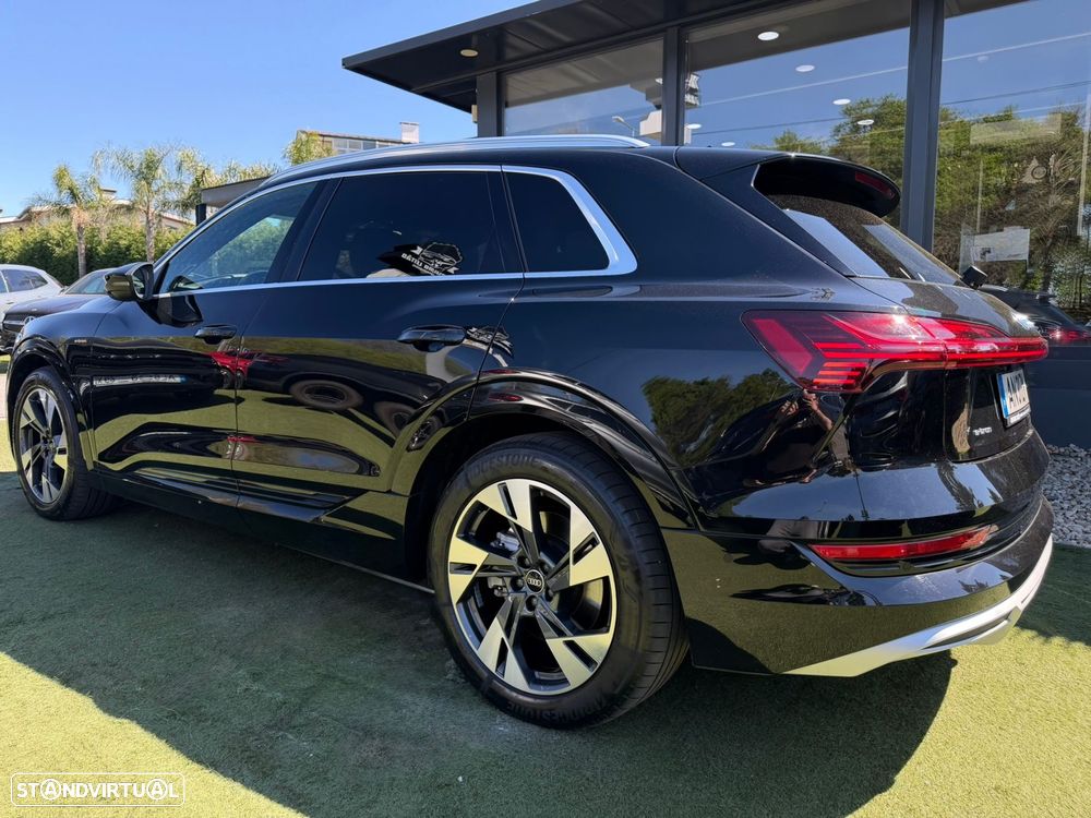 Audi e-tron 55 quattro S line - 13