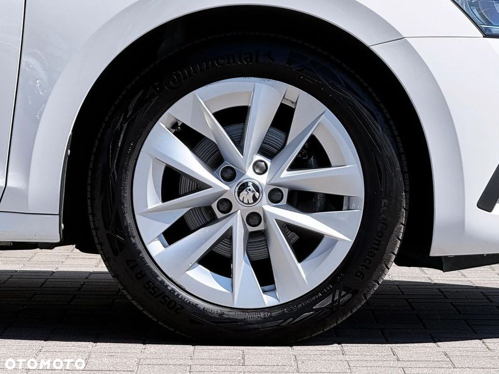 Skoda Octavia 1.5 TSI ACT Ambition - 35