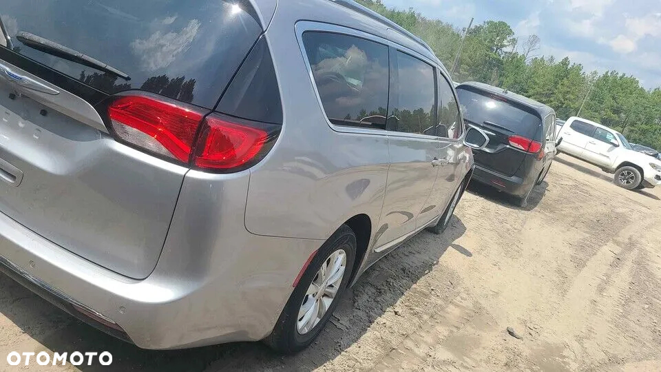 zderzak tył tylny PSC 4xPDC CHRYSLER PACIFICA 2016- - 2