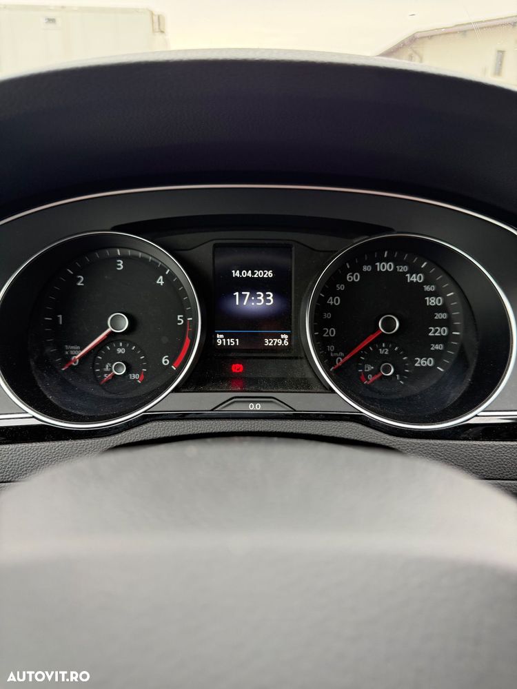 Volkswagen Passat 2.0 TDI DSG Highline - 2