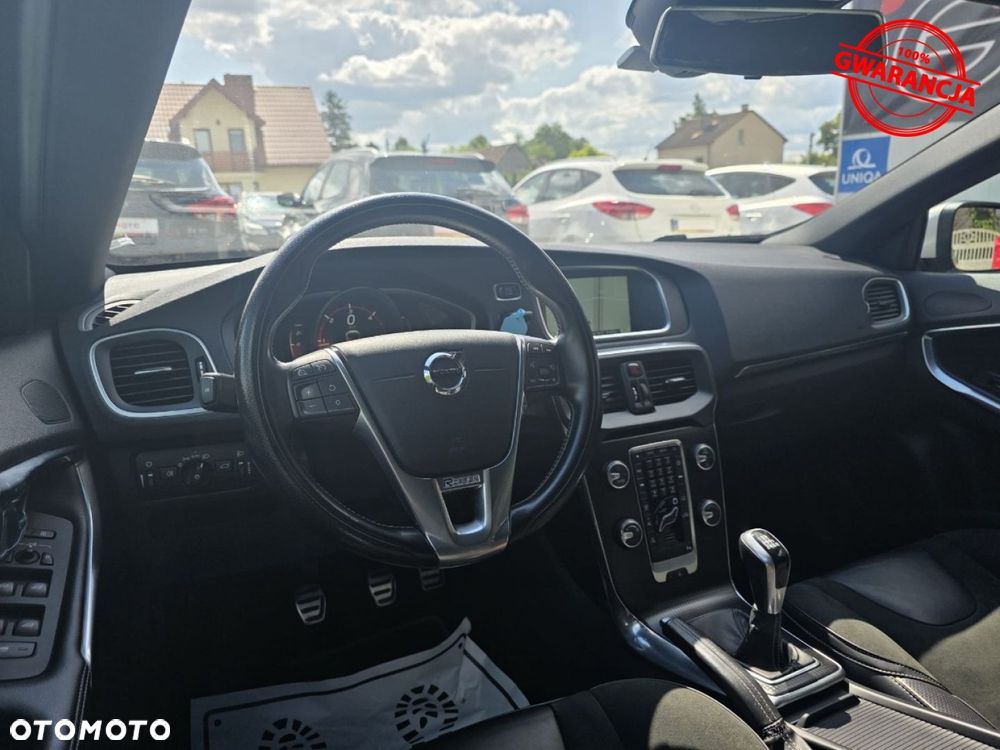 Volvo V40 D2 Drive-E R-Design Kinetic - 26