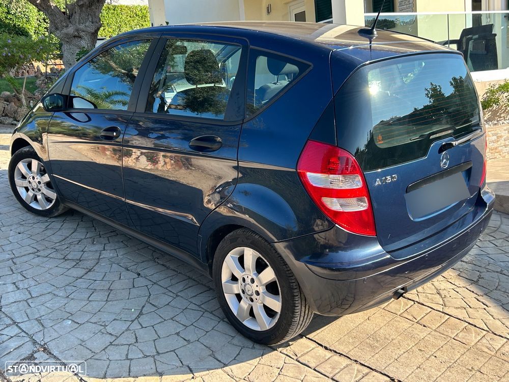 Mercedes-Benz A 150 Classic Automatic - 23