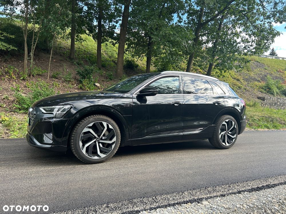 Audi Q8 - 9