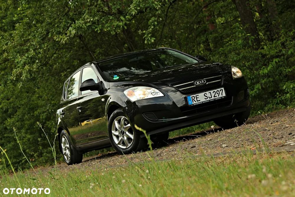 Kia Ceed 1.4 CVVT Attract - 3