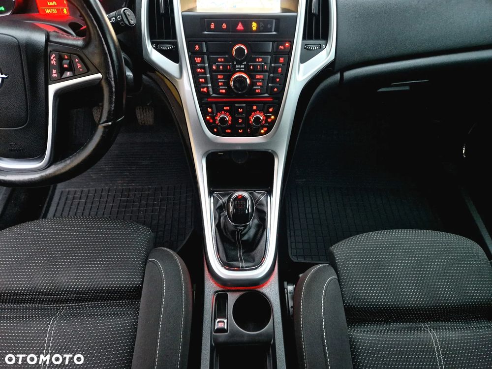 Opel Astra 1.4 Turbo Innovation - 14